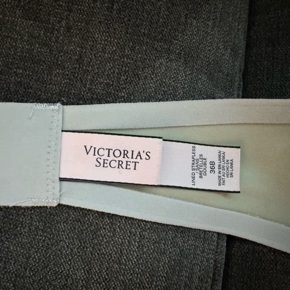 Victoria Secret Strapless Bra - Picture 3 of 3